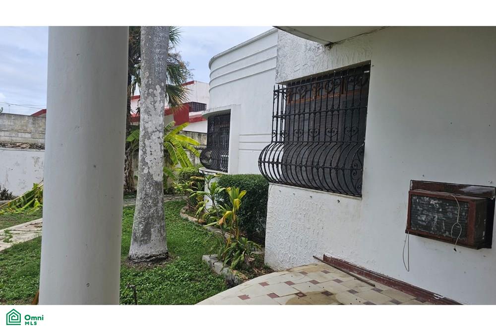 61 por 22 336-A, Esperanza, Mérida, Yucatán