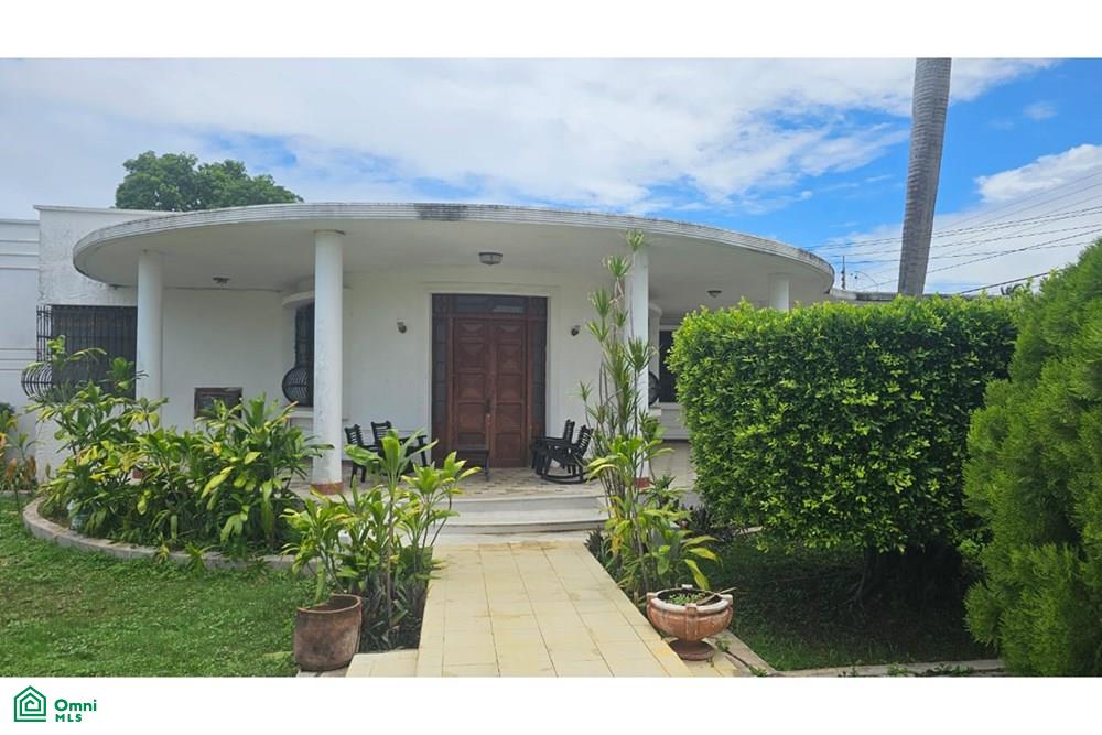 61 por 22 336-A, Esperanza, Mérida, Yucatán