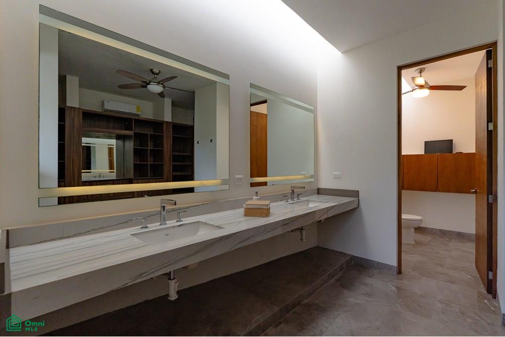 Single-Level Architectural Residence | Temozón Norte, Mérida