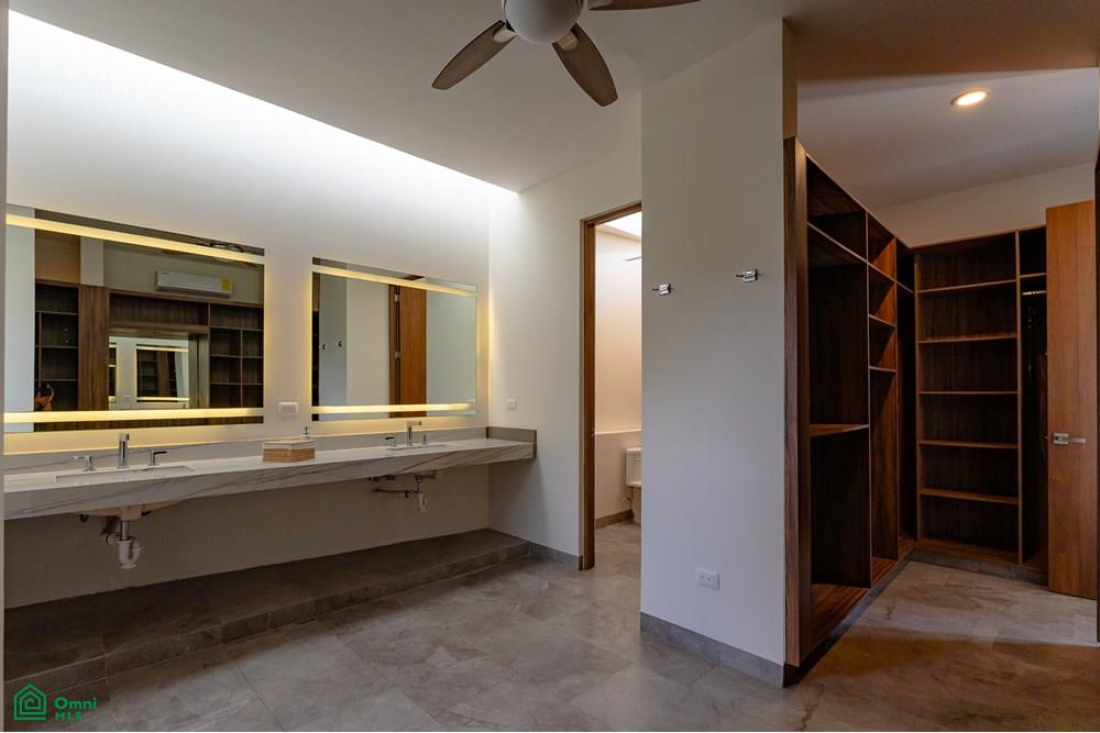 Single-Level Architectural Residence | Temozón Norte, Mérida