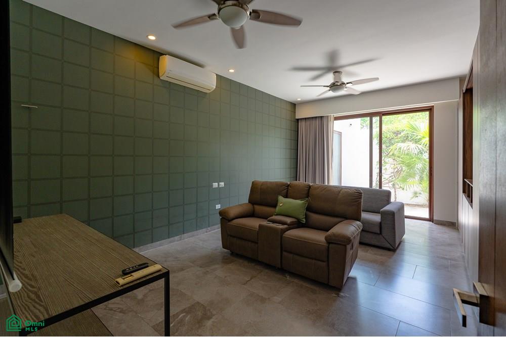 Single-Level Architectural Residence | Temozón Norte, Mérida