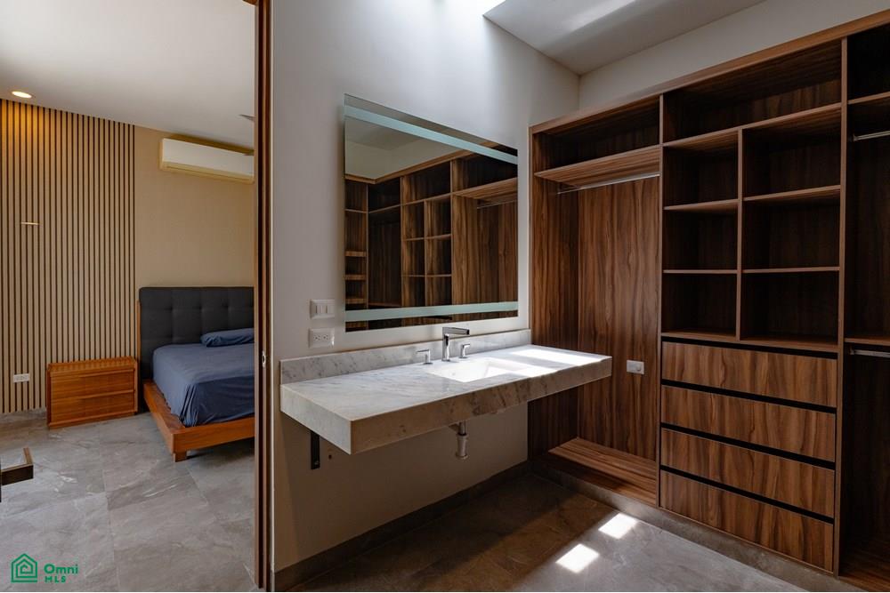 Single-Level Architectural Residence | Temozón Norte, Mérida