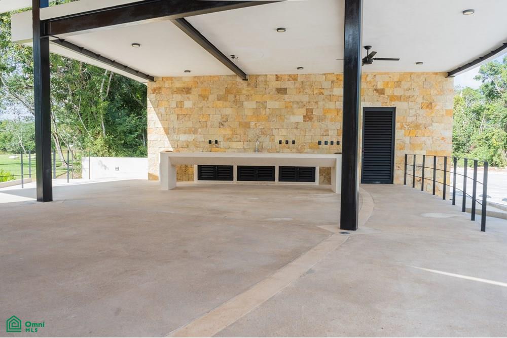 Residential Lot for Sale in Cancún | Lot 3, Parque Victoria – Lausana Residencial