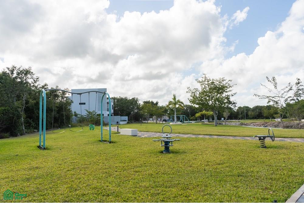 Residential Lot for Sale in Cancún | Lot 3, Parque Victoria – Lausana Residencial