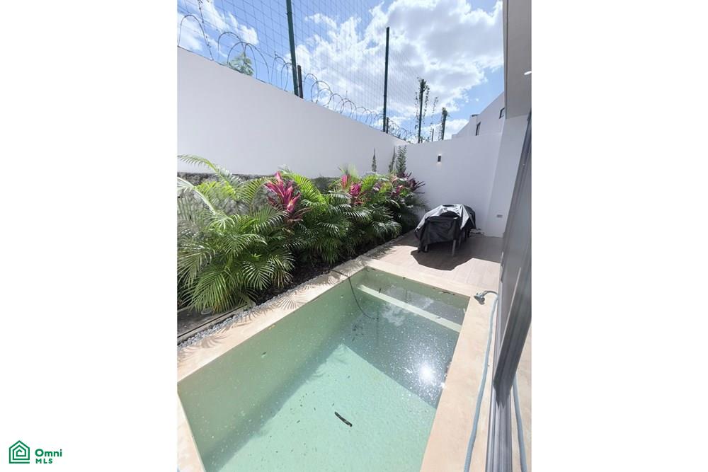 Calle 18 0, Cholul, Mérida, Yucatán
