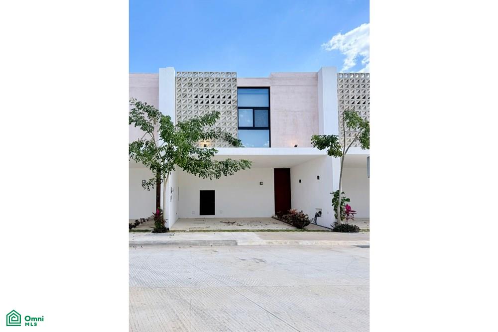 Calle 18 0, Cholul, Mérida, Yucatán