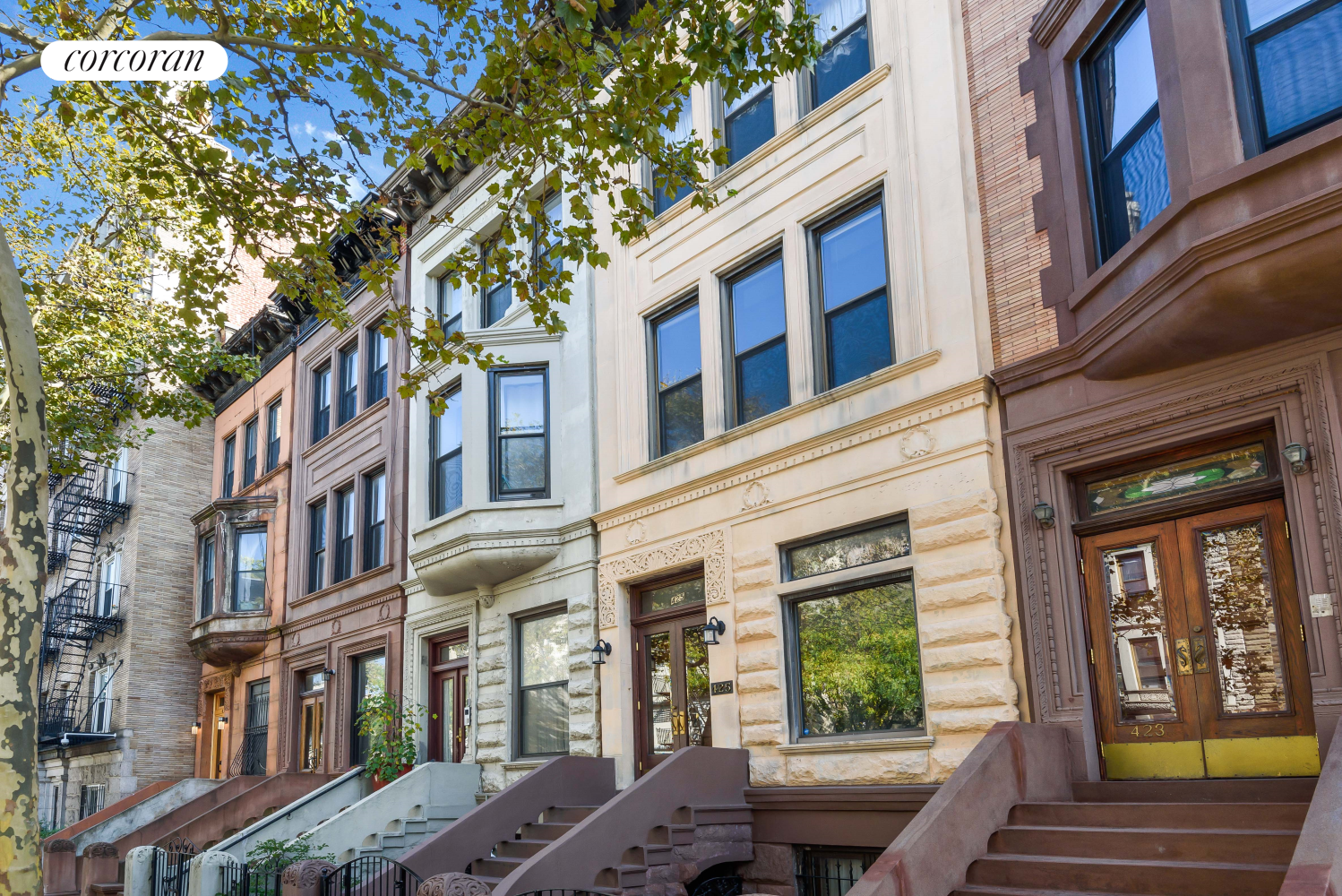 425 CONVENT Avenue