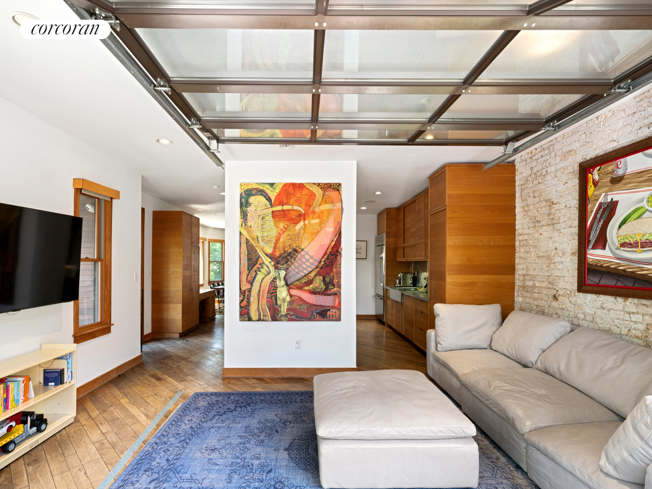 7807 RIDGE Boulevard