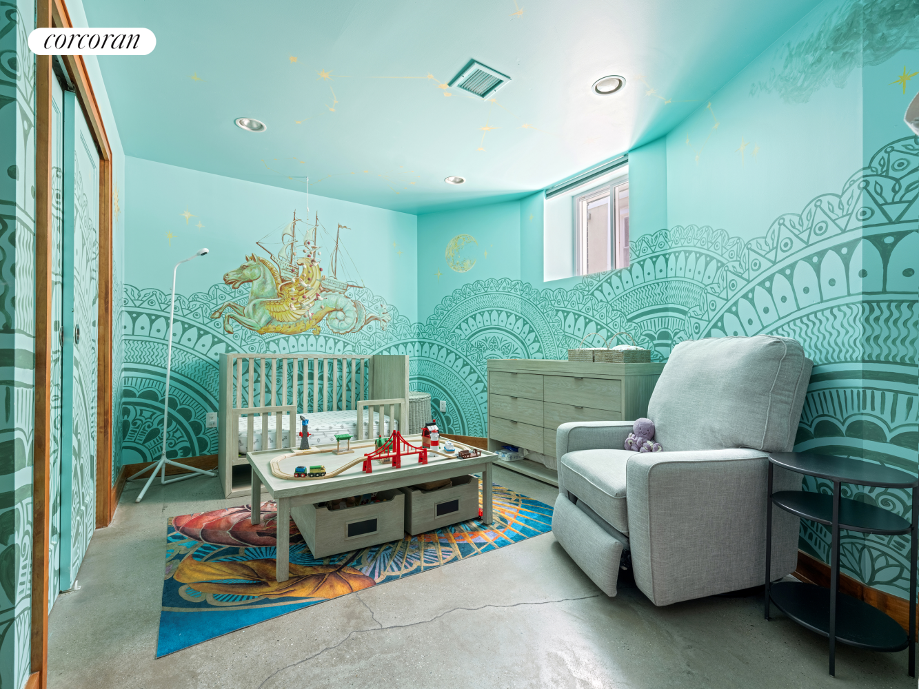 7807 RIDGE Boulevard