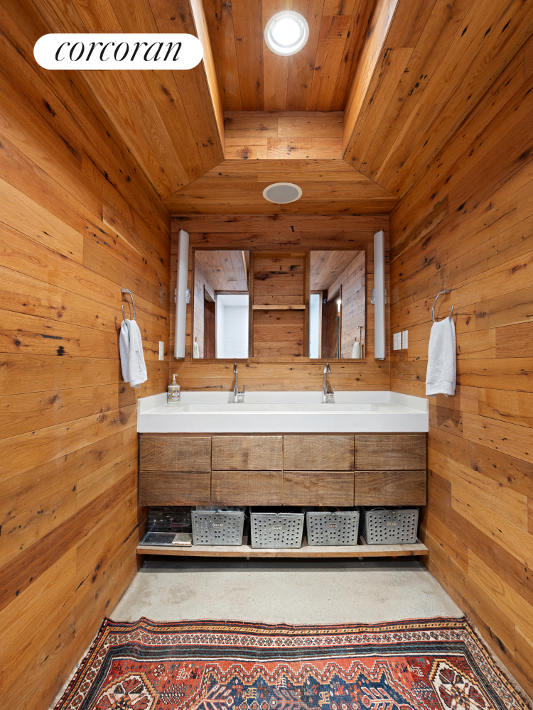 7807 RIDGE Boulevard