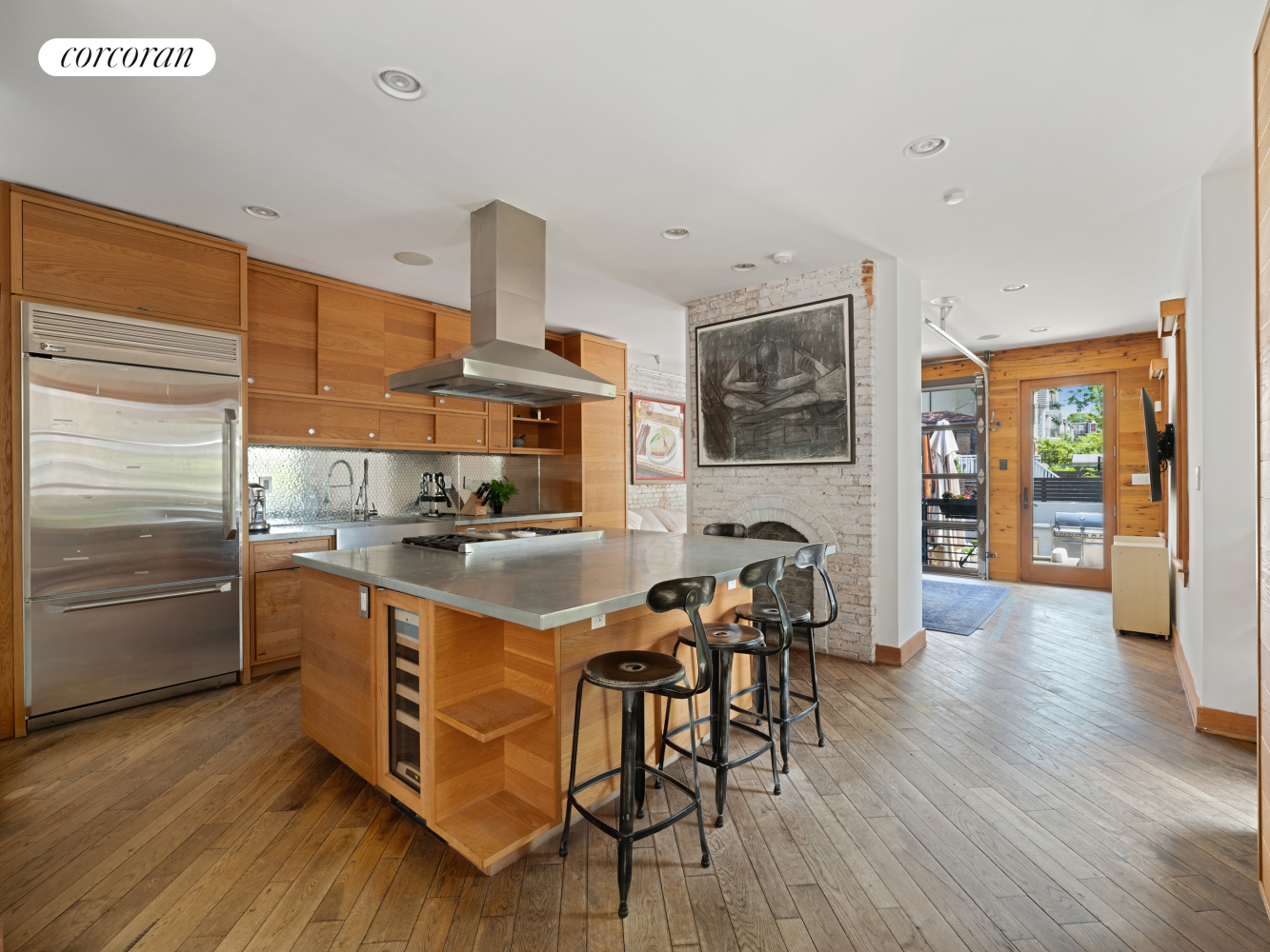 7807 RIDGE Boulevard