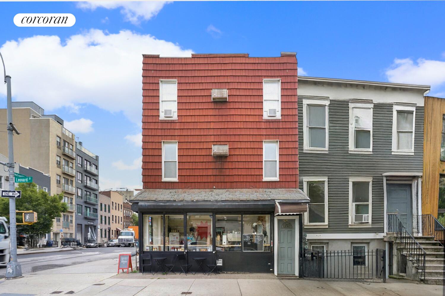 290-292 LEONARD Street