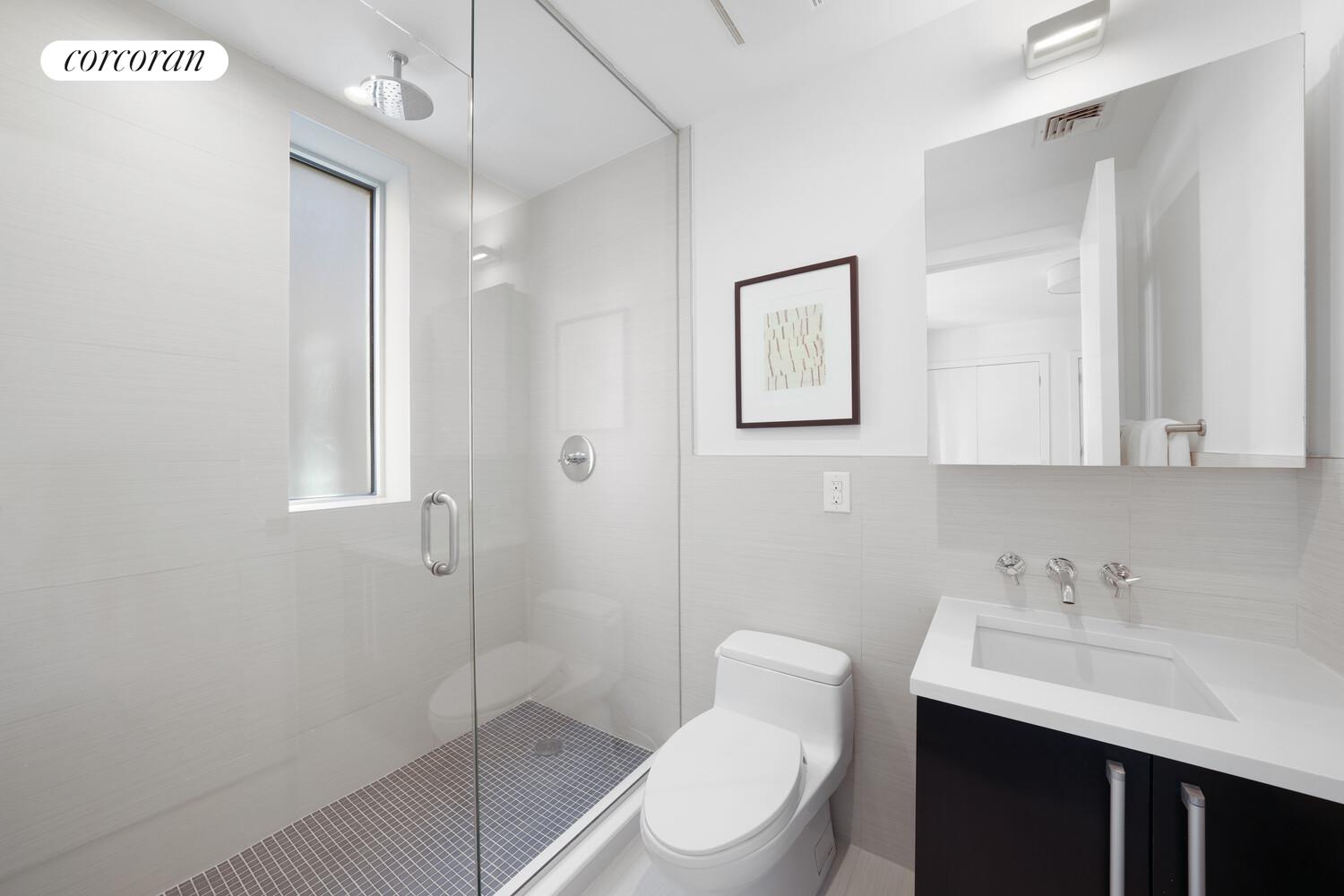 36 ECKFORD Street 5A