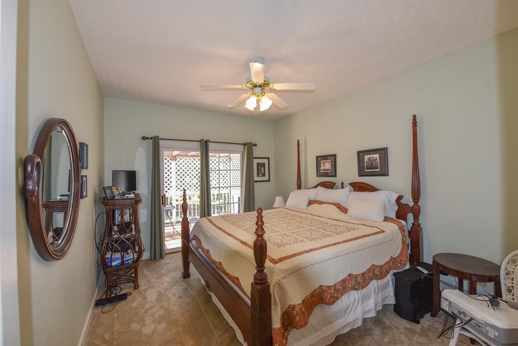 306 Greenview Ct, McCormick