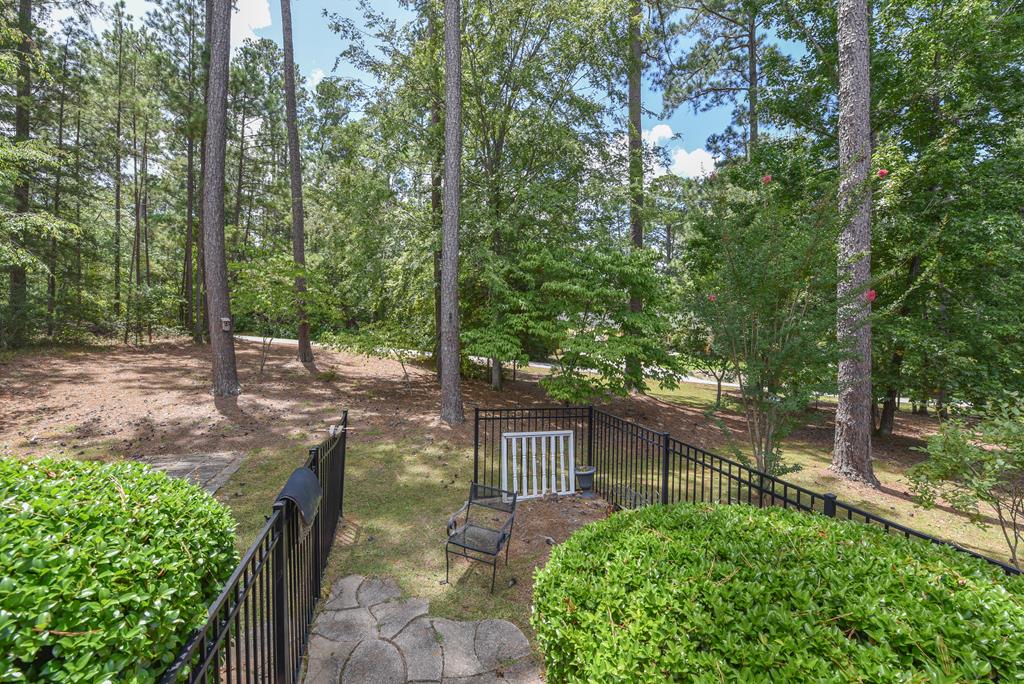 306 Greenview Ct, McCormick