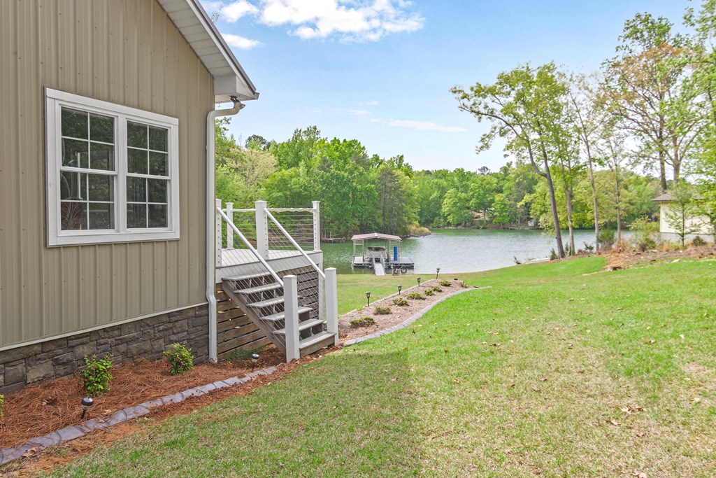 333 Paradise Point