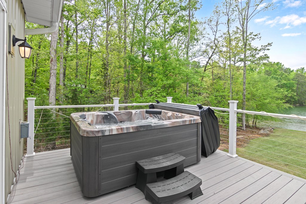 333 Paradise Point