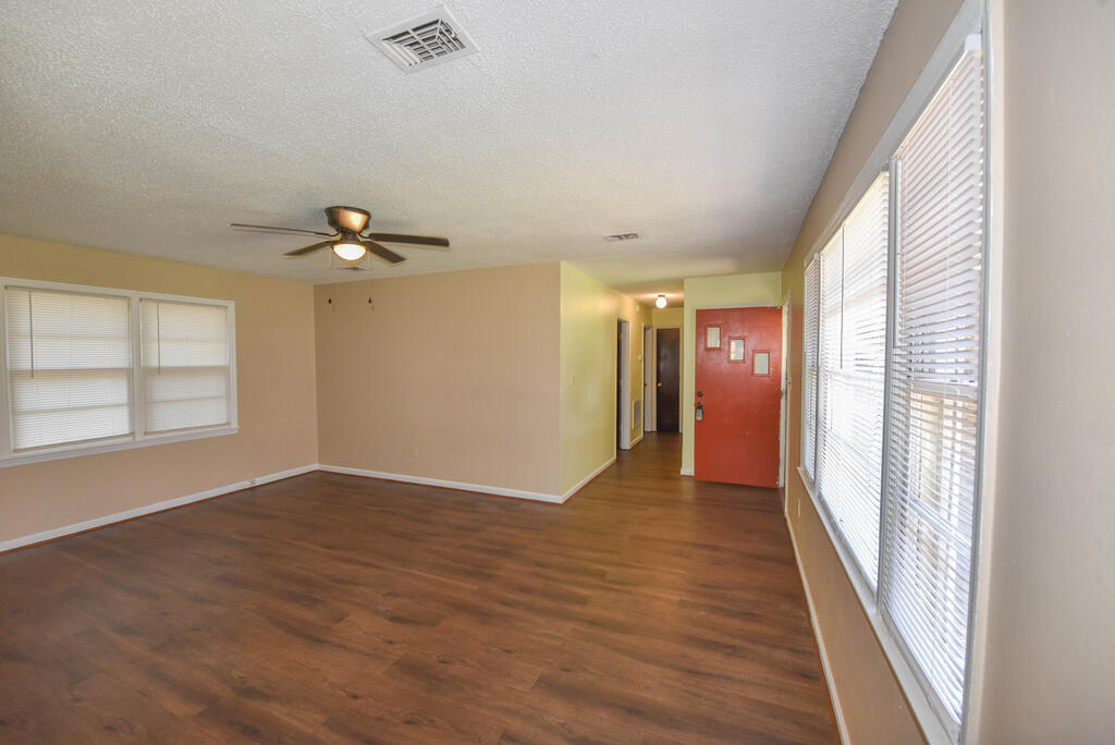 326 Windmill Circle