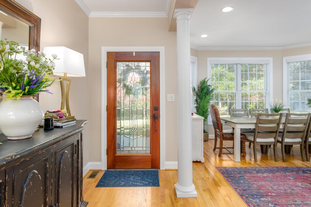 732 Eagles Harbor Drive