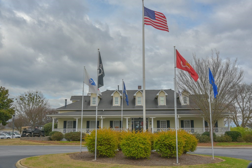 816 Swing About Road