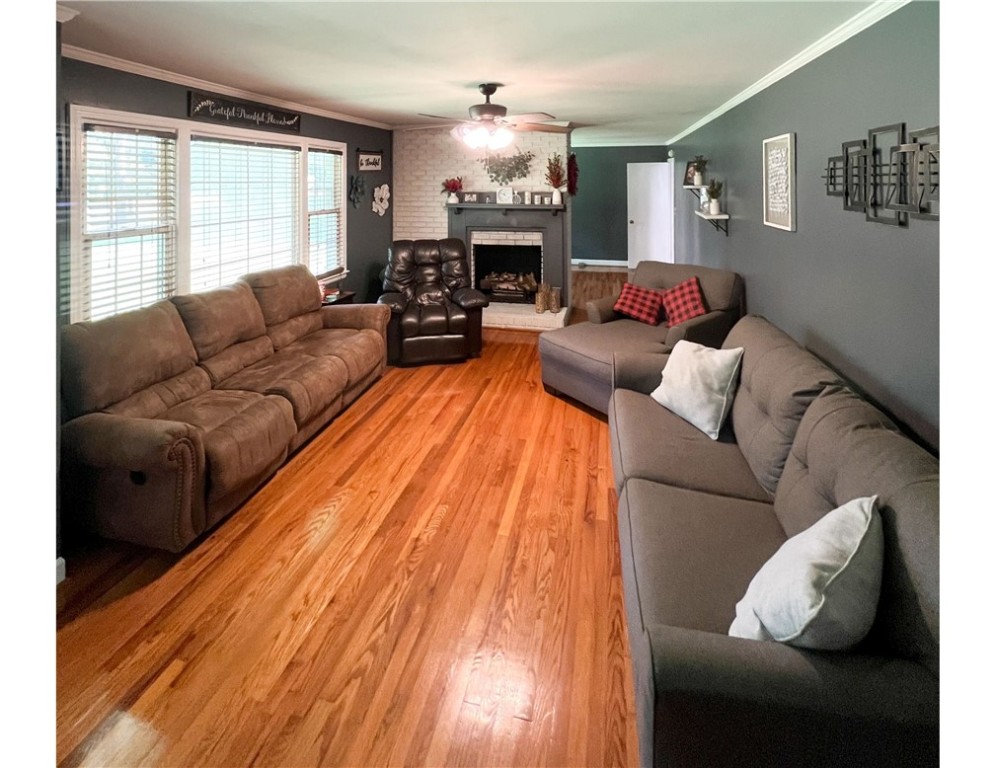 720 E Greenwood Street