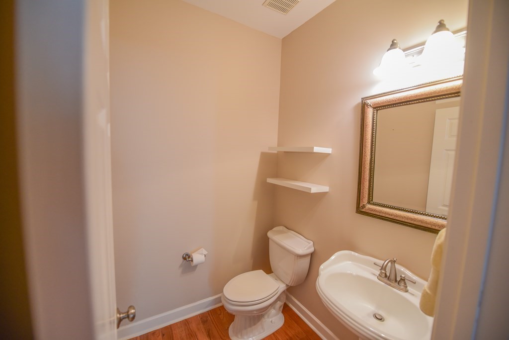 1008 HuntersCreek Boulevard