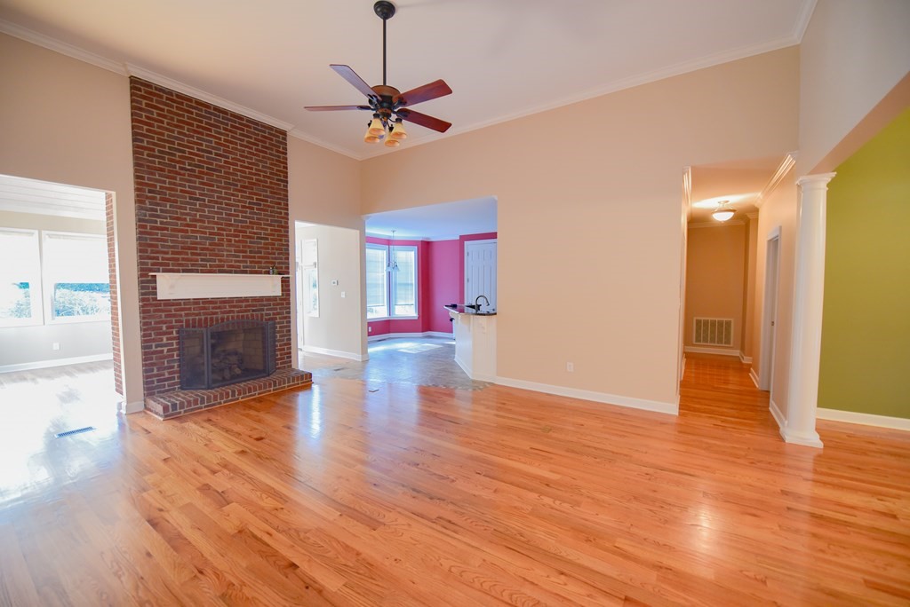 1008 HuntersCreek Boulevard