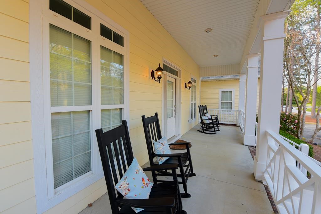 1008 HuntersCreek Boulevard