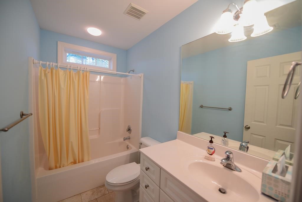 1008 HuntersCreek Boulevard