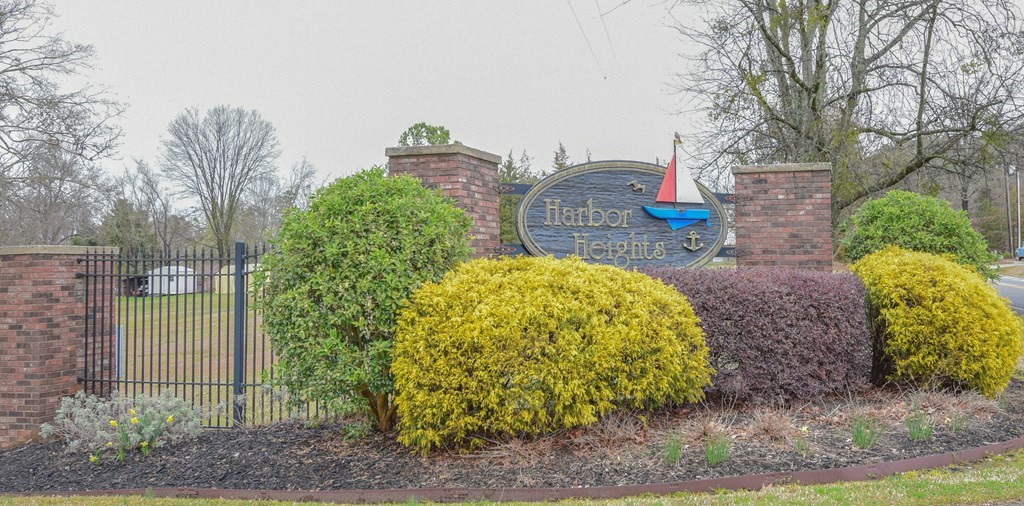 310 Port Royal Drive