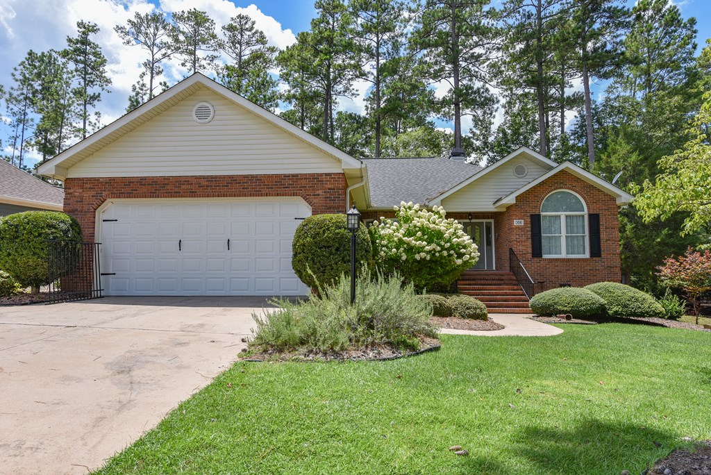 306 Greenview Court