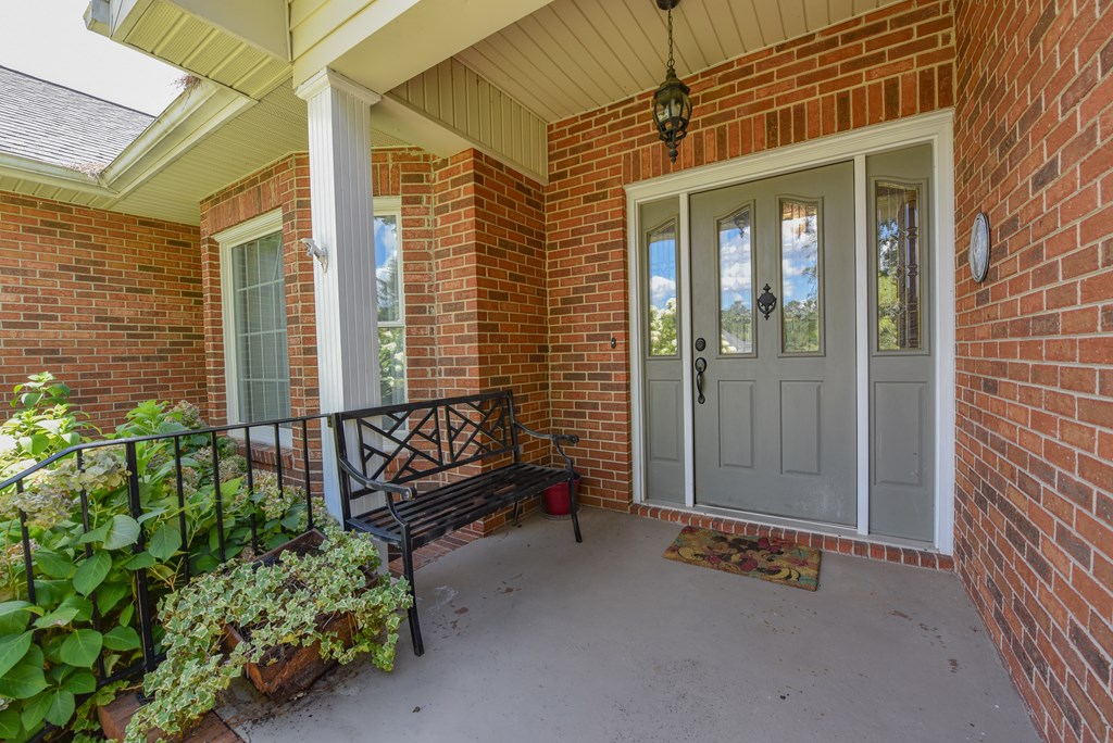306 Greenview Court