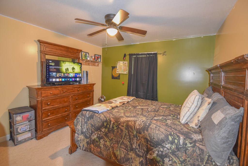 2275 W Hwy 184 Highway