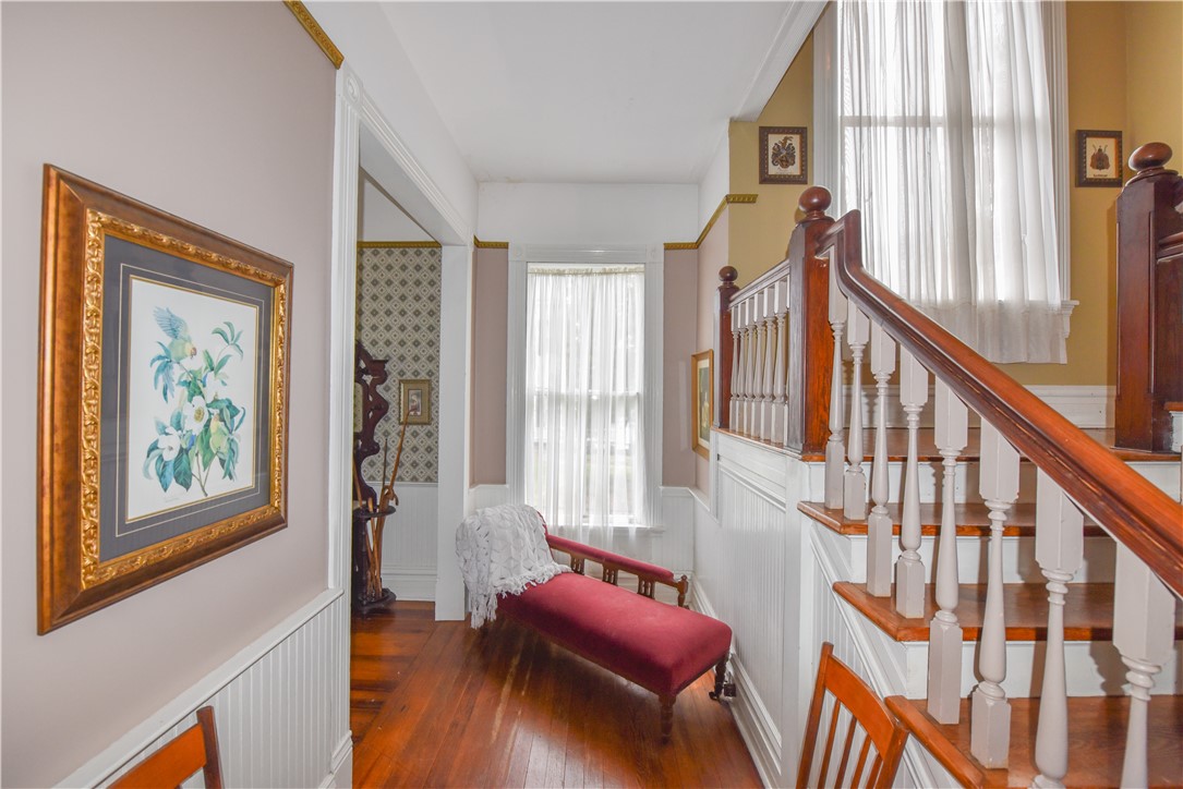 507 Main Street N Road