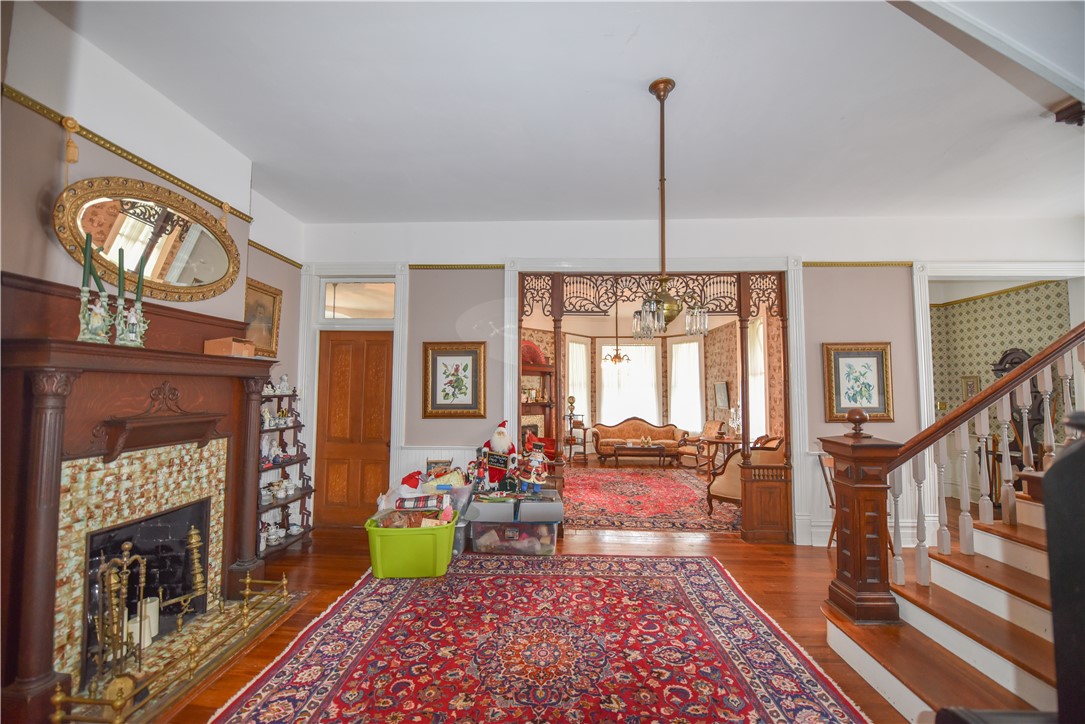 507 Main Street N Road