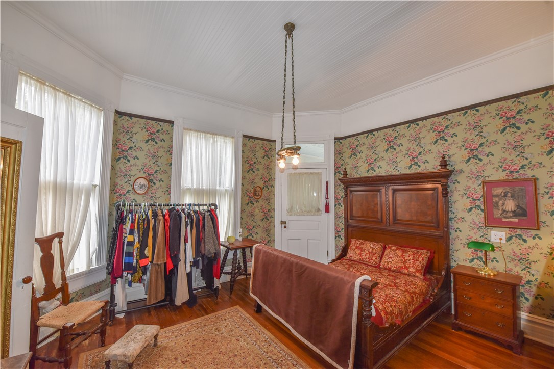 507 Main Street N Road