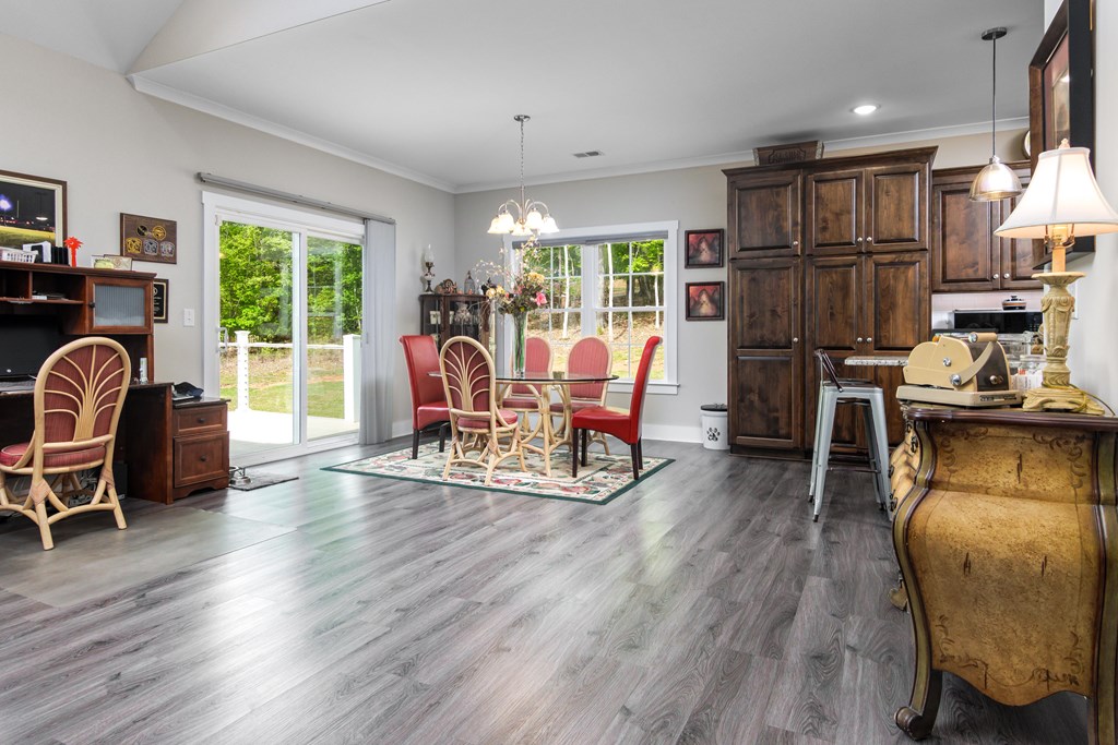 333 Paradise Point