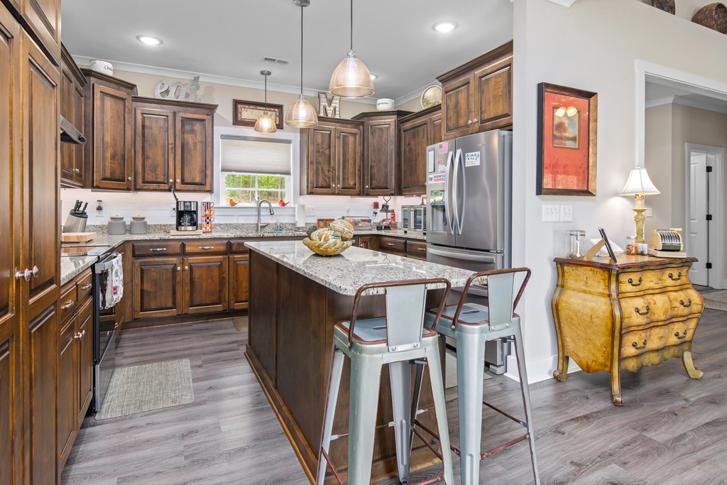 333 Paradise Point