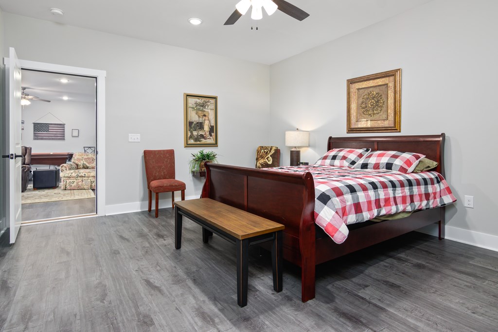 333 Paradise Point