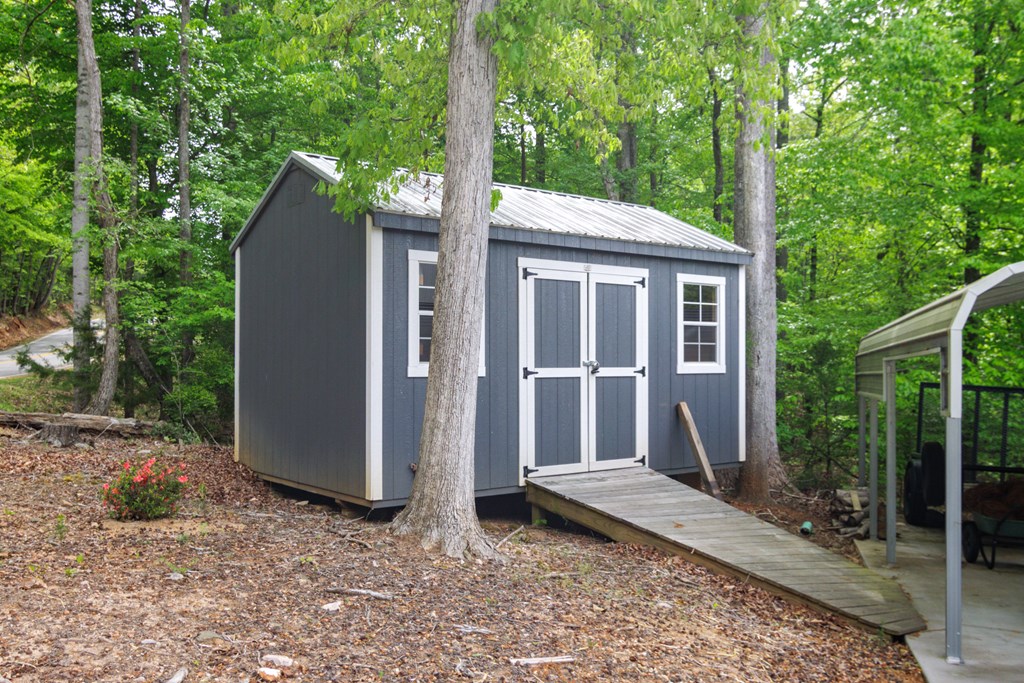333 Paradise Point