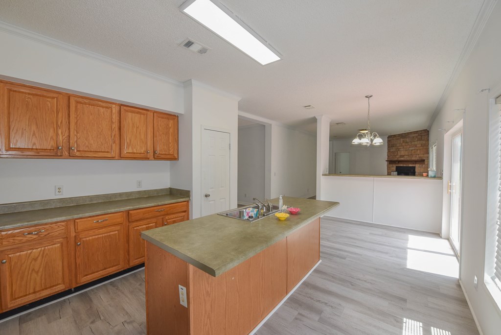 105 Glenn Forest Dr Drive