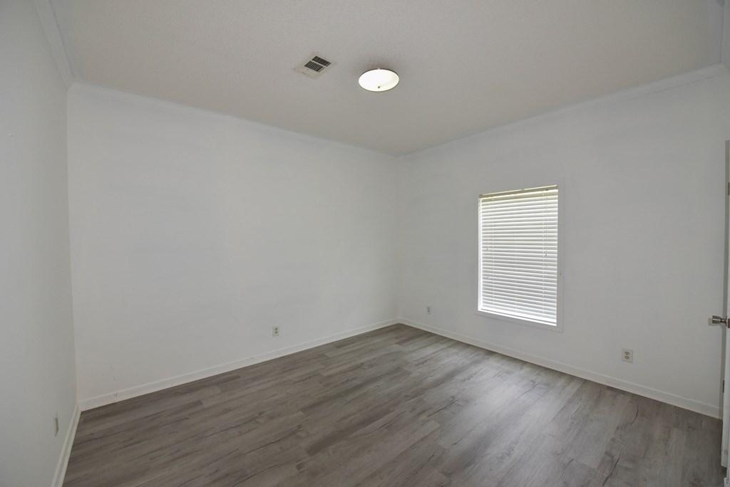 105 Glenn Forest Dr Drive