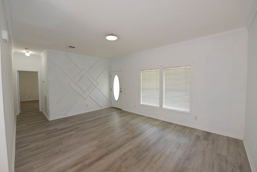 105 Glenn Forest Dr Drive
