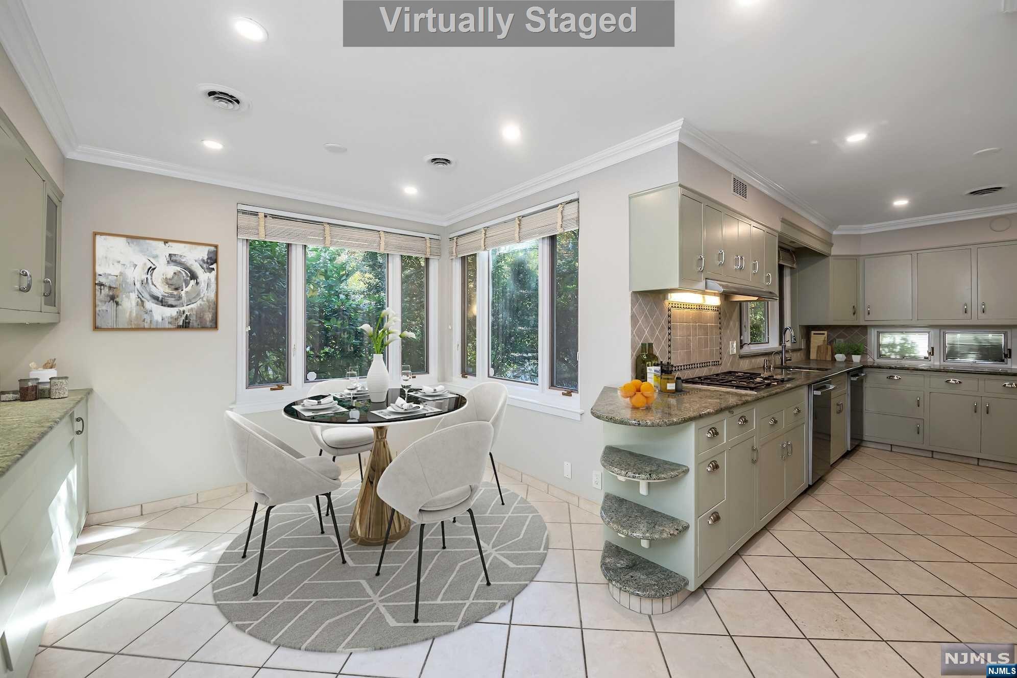 302 Fountain Road