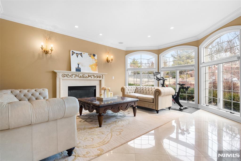 5 Carla Court