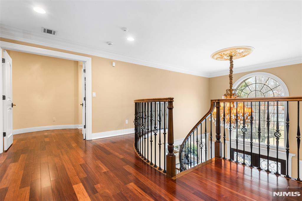 5 Carla Court