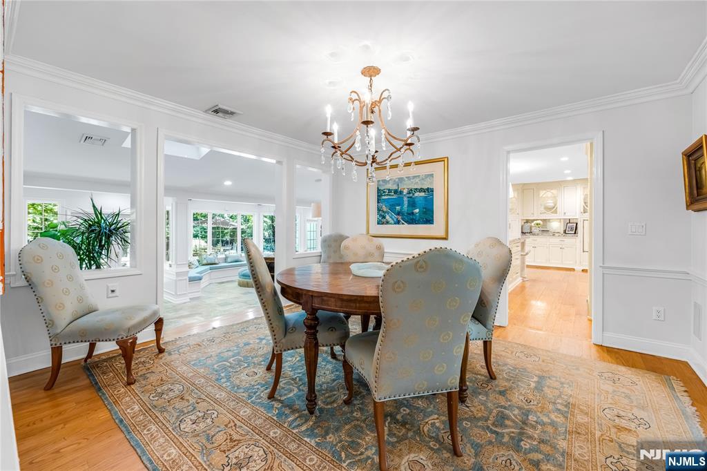 8 White Pine Road