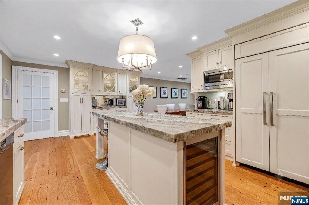 8 White Pine Road