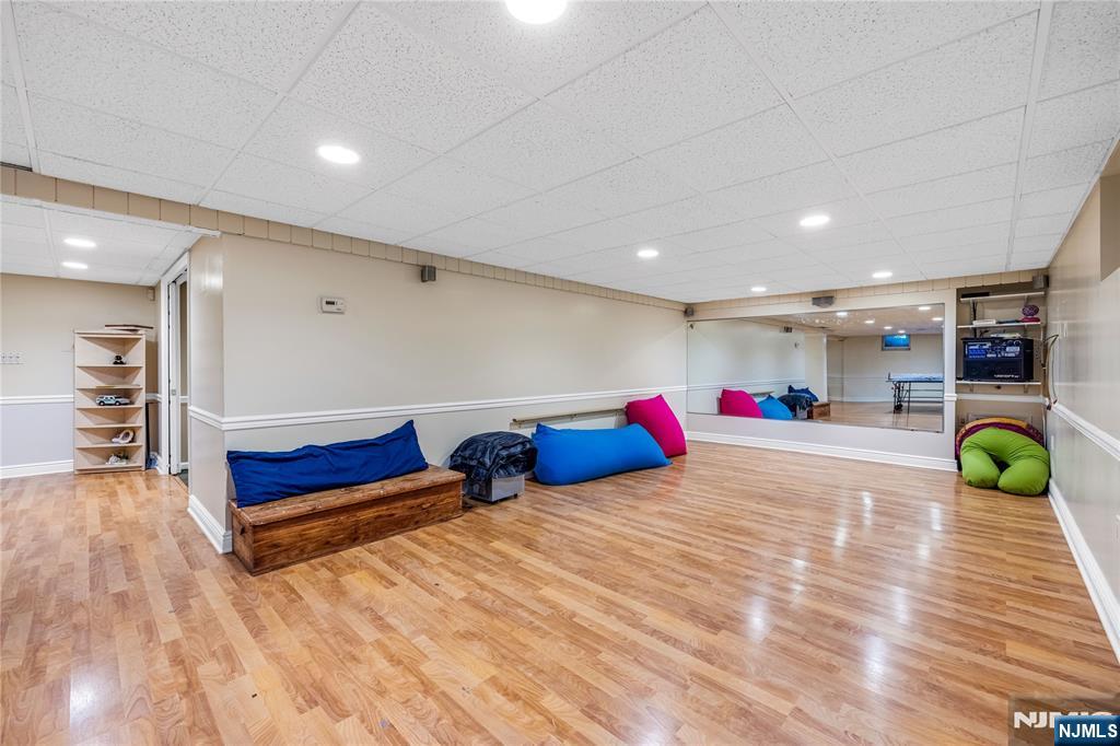 8 White Pine Road