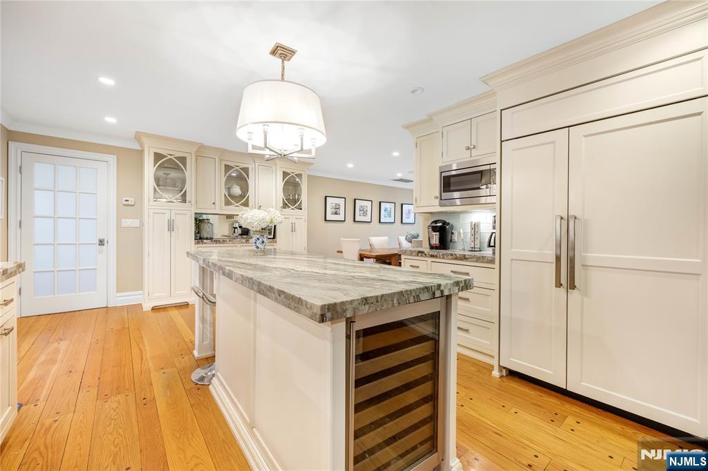8 White Pine Road